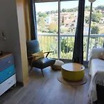 L'ibis Duplex, Secteur Pin Rolland, A Pied, Parking Entierement Renove דירה *