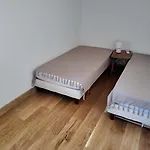 L'ibis Duplex, Secteur Pin Rolland, A Pied, Parking Entierement Renove דירה