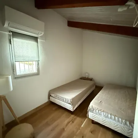 L'ibis Duplex, Pin Rolland, Renove, Climatise, A Pied, Parking * سانت-ماندرييه-سور-مير