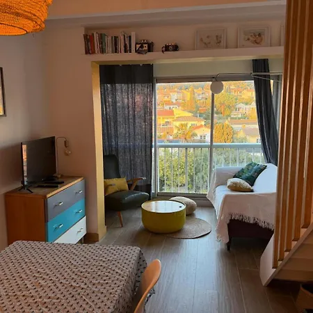 L'ibis Duplex, Pin Rolland, Renove, Climatise, A Pied, Parking