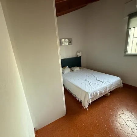 L'ibis Duplex, Secteur Pin Rolland, A Pied, Parking Entierement Renove