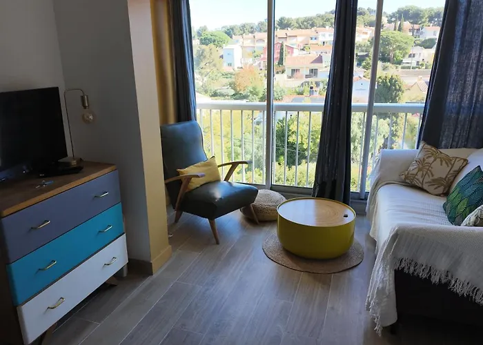 L'ibis Duplex, Secteur Pin Rolland, à Pied, Parking Entièrement Rénové Saint-Mandrier-sur-Mer